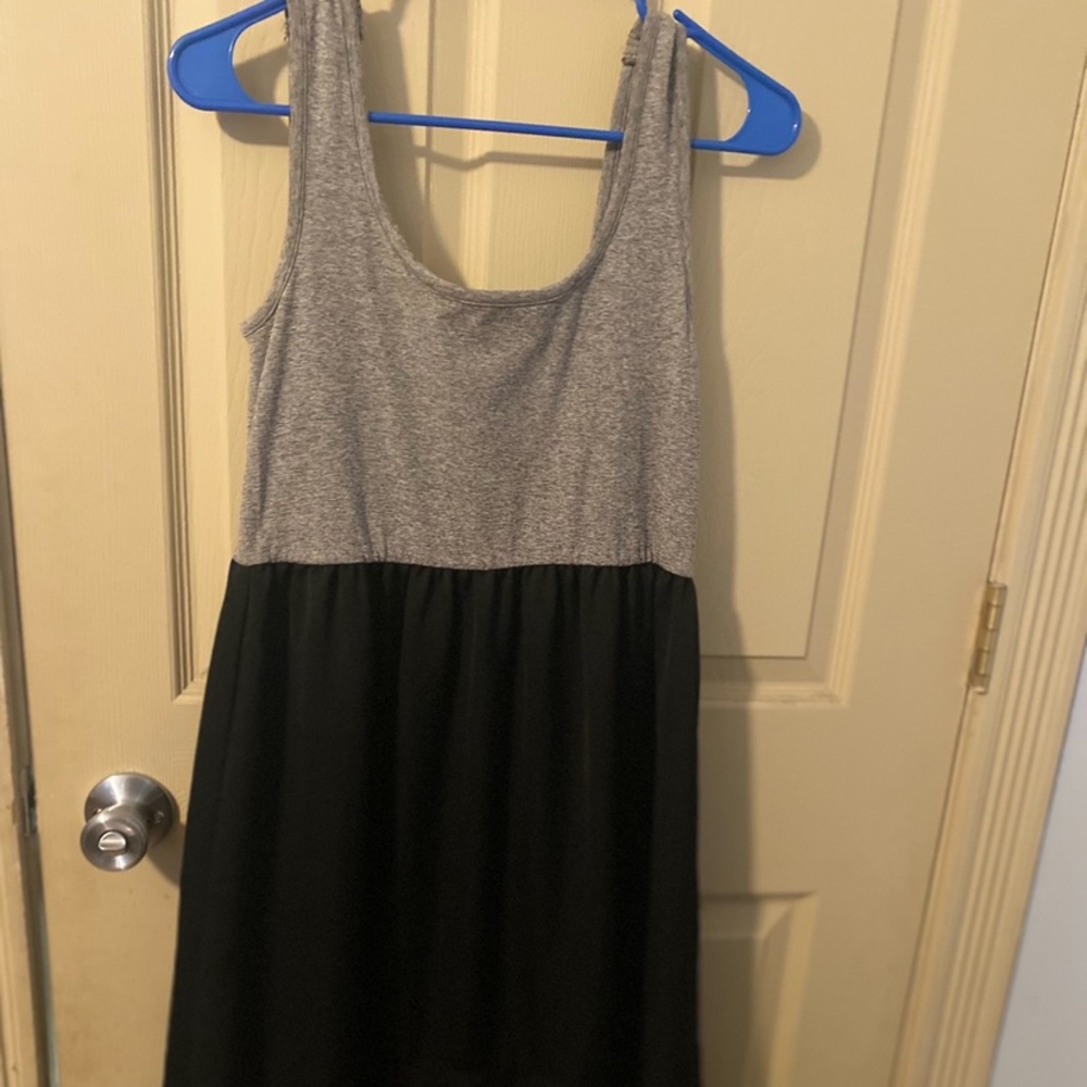 Mossimo black and gray dress. Size large.